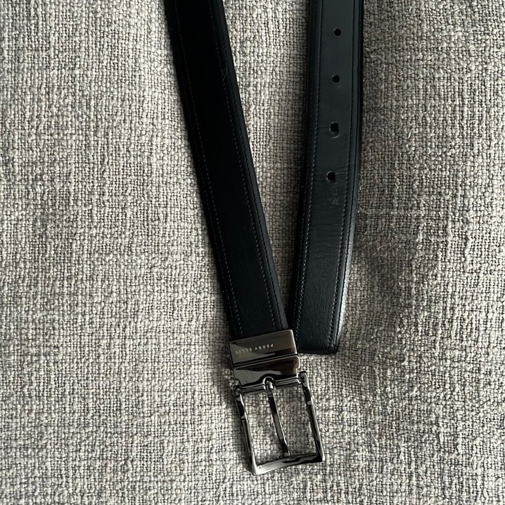 Perry Ellis reversible belt - size 32/80 - great used condition